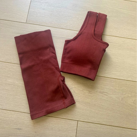Other - Workout set, laughing Set, Travel set, Gym Set, Yoga Set, NEW (M)